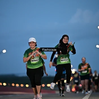 Runner Photo 9244358