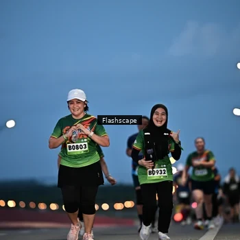 Runner Photo 9244380