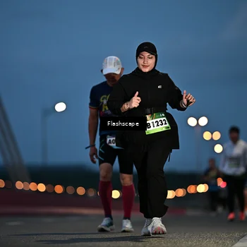 Runner Photo 9244443