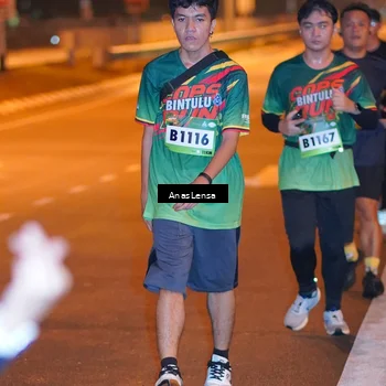Runner Photo 9244494