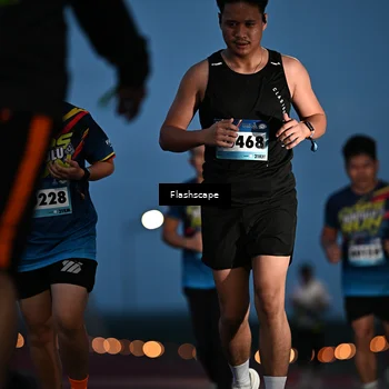 Runner Photo 9244707