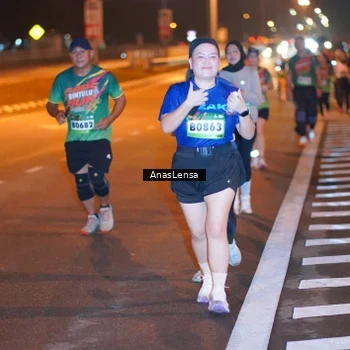 Runner Photo 9244715