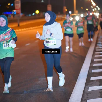 Runner Photo 9244746