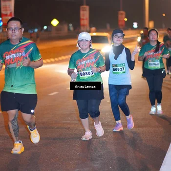 Runner Photo 9245072