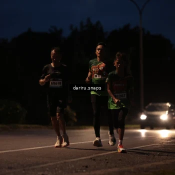Runner Photo 9245936