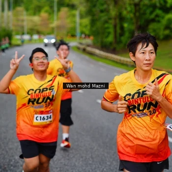 Runner Photo 9246050