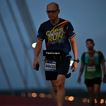 Runner Photo 9246388