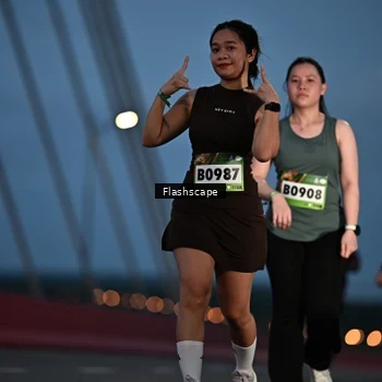 Runner Photo 9246442