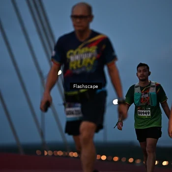 Runner Photo 9246470