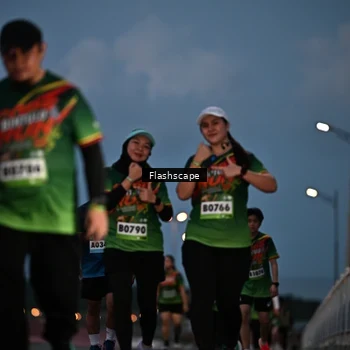 Runner Photo 9247017