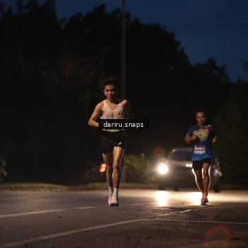 Runner Photo 9247156