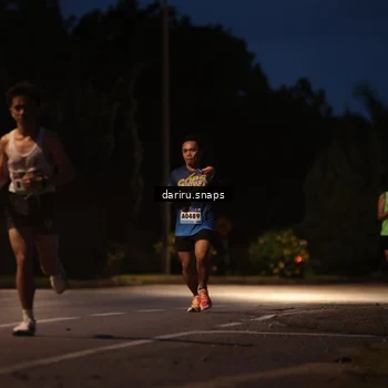 Runner Photo 9247220