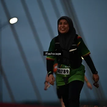 Runner Photo 9247290