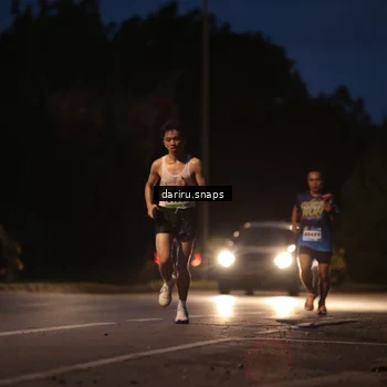 Runner Photo 9247415