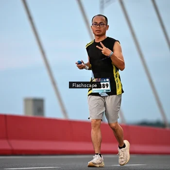 Runner Photo 9247445