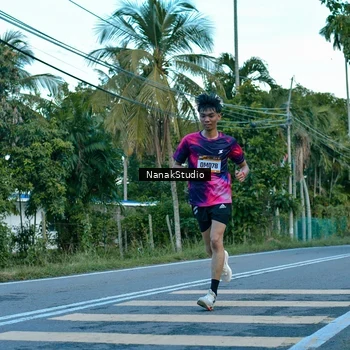 Runner Photo 9247638