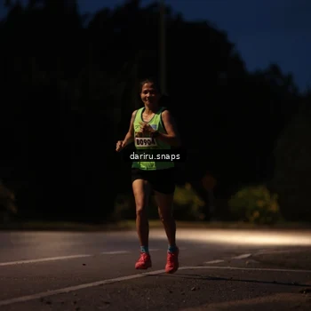 Runner Photo 9247661