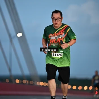Runner Photo 9247792