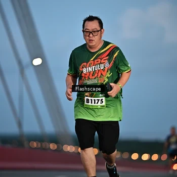 Runner Photo 9247801
