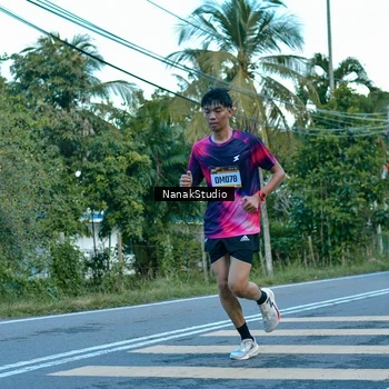 Runner Photo 9247900