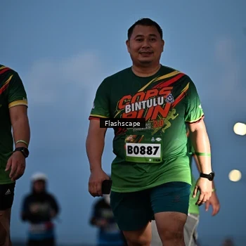 Runner Photo 9247942