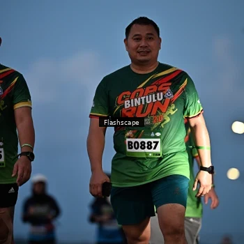 Runner Photo 9247989