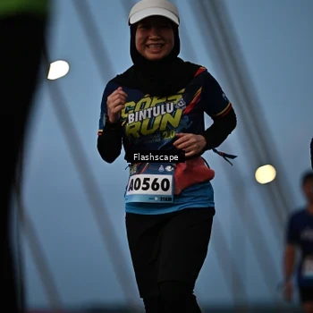 Runner Photo 9248072