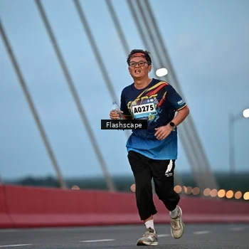 Runner Photo 9248146