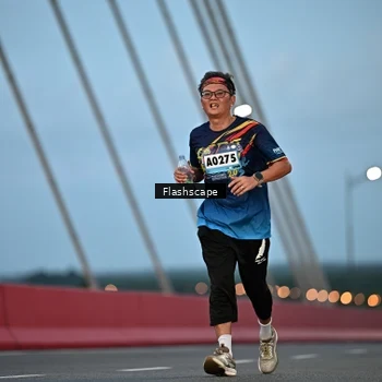 Runner Photo 9248155