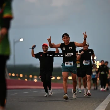 Runner Photo 9248311