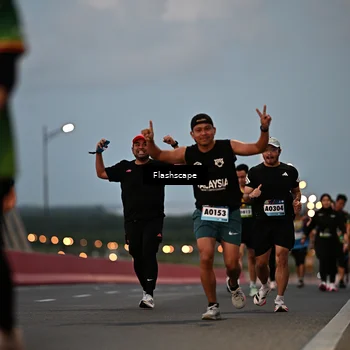Runner Photo 9248345