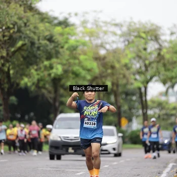 Runner Photo 9248393