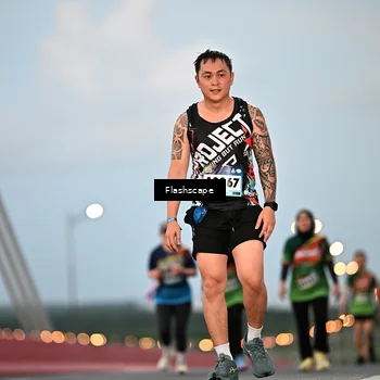 Runner Photo 9248737