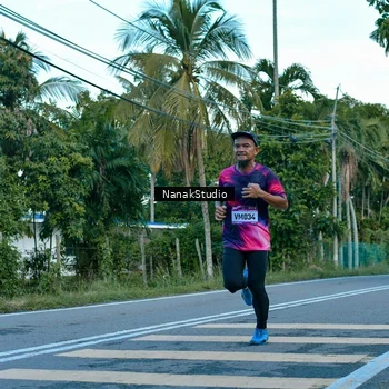 Runner Photo 9249035