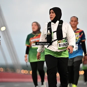 Runner Photo 9249052