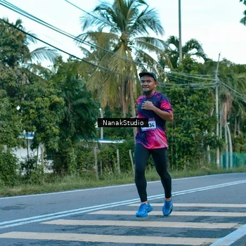 Runner Photo 9249062