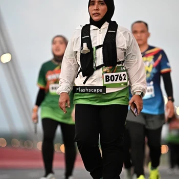 Runner Photo 9249071