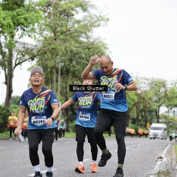 Runner Photo 9249072