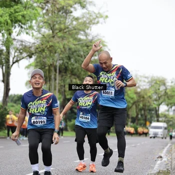 Runner Photo 9249074