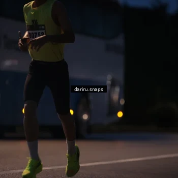 Runner Photo 9249085
