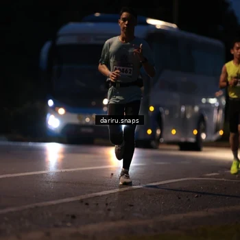 Runner Photo 9249093