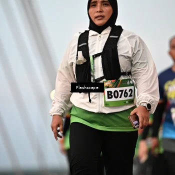 Runner Photo 9249100