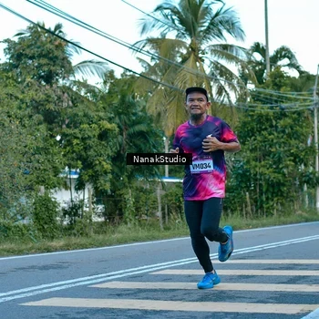 Runner Photo 9249112