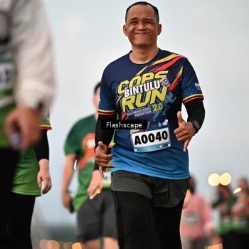 Runner Photo 9249113