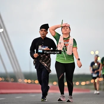 Runner Photo 9249195