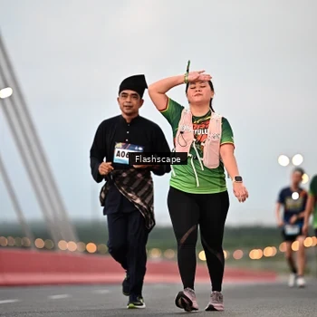 Runner Photo 9249205
