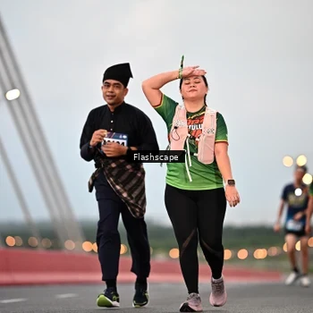 Runner Photo 9249207