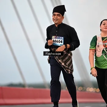 Runner Photo 9249239