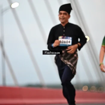 Runner Photo 9249248