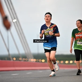 Runner Photo 9249308